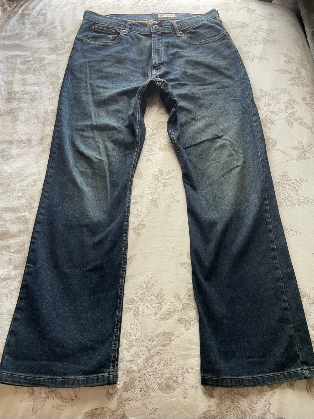 Wrangler Mens Relaxed Boot Dark Indigo Wash Jeans 36x32 Western Cowboy Utility